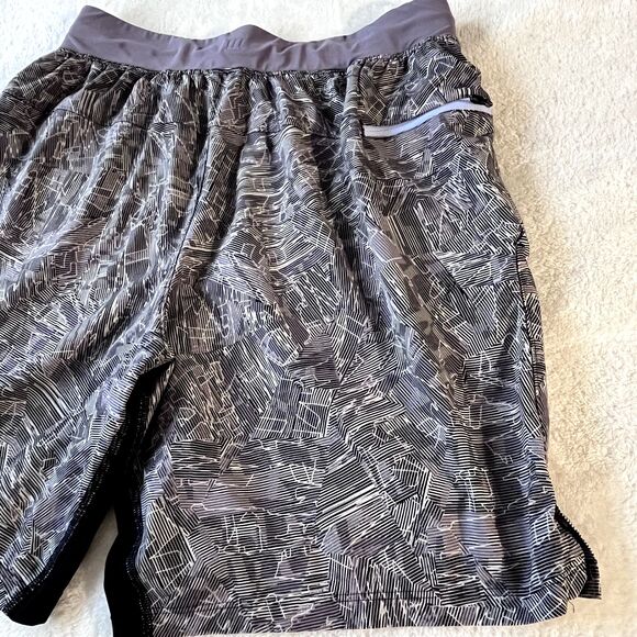 Lululemon T.H.E 7” linerless shorts M Parallel Divide Dusky Lavender - Picture 5 of 15